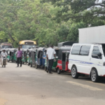 Fuel shortages in many areas - People affected by queues