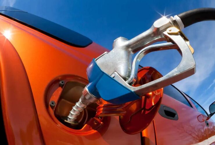 Government requests public to reduce fuel consumption