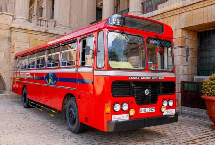 Stolen Sri Lanka Transport Board bus rescue in Colombo